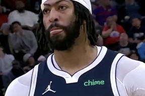 爱游戏-浓眉哥迎来十五赛季高光表现，IG球迷沸腾！的简单介绍