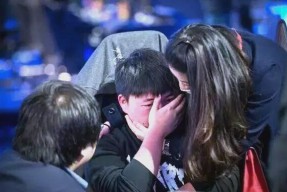 爱游戏- uzi为什么不直播了 